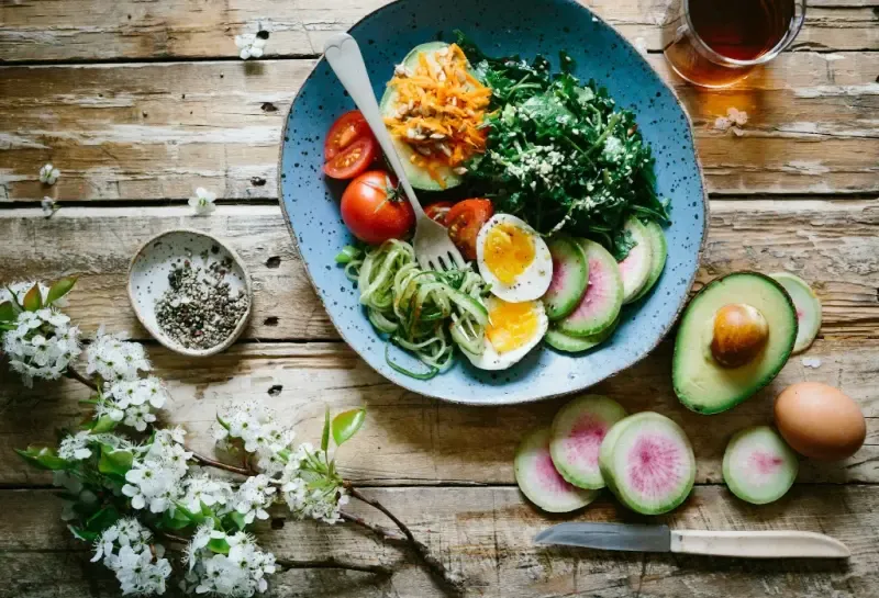 Jak dieta pudełkowa wspiera zdrowy tryb życia?
